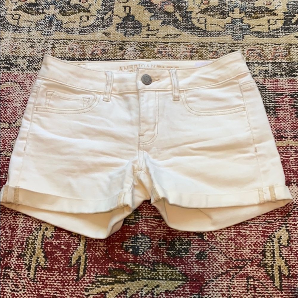 American Eagle Outfitters White Women’s Jean Shorts